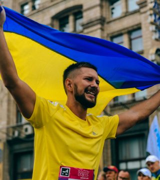 Как выглядят люди до и после марафона 34