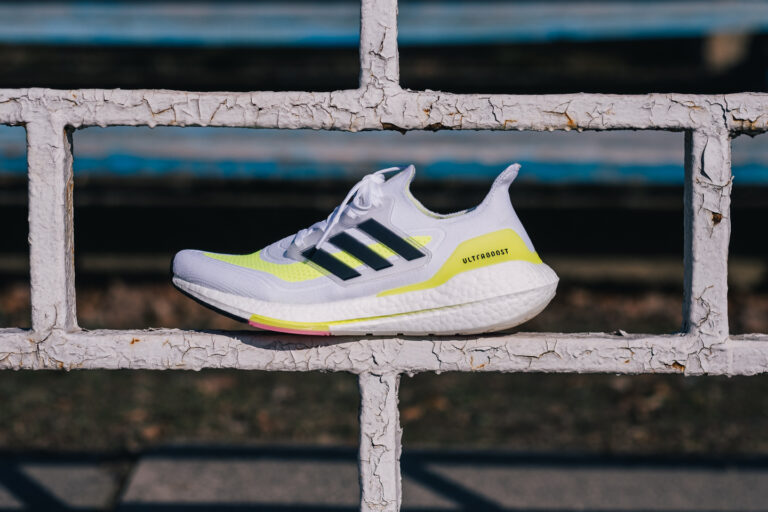 Обзор adidas Ultraboost 21: ещё больше пены