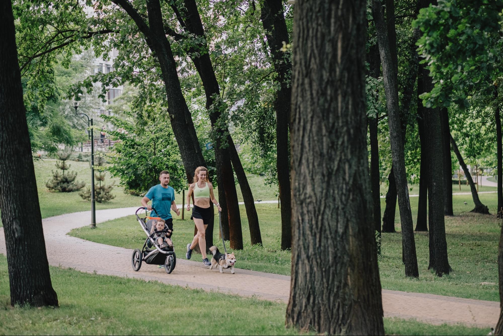 Де в Києві зручно бігати з дитячою коляскою